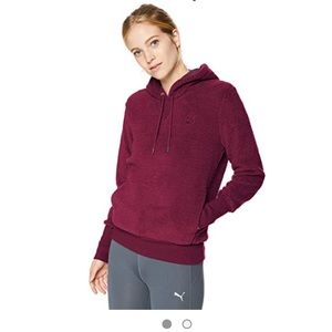 Women’s pull over hoodie